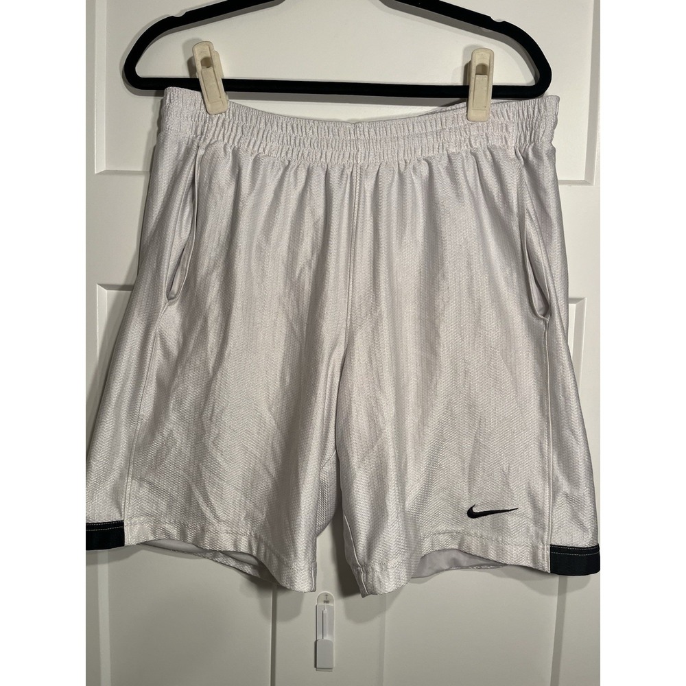 Nike Basketball Shorts Mens Medium White Mesh Black Swoosh Pockets Athletic